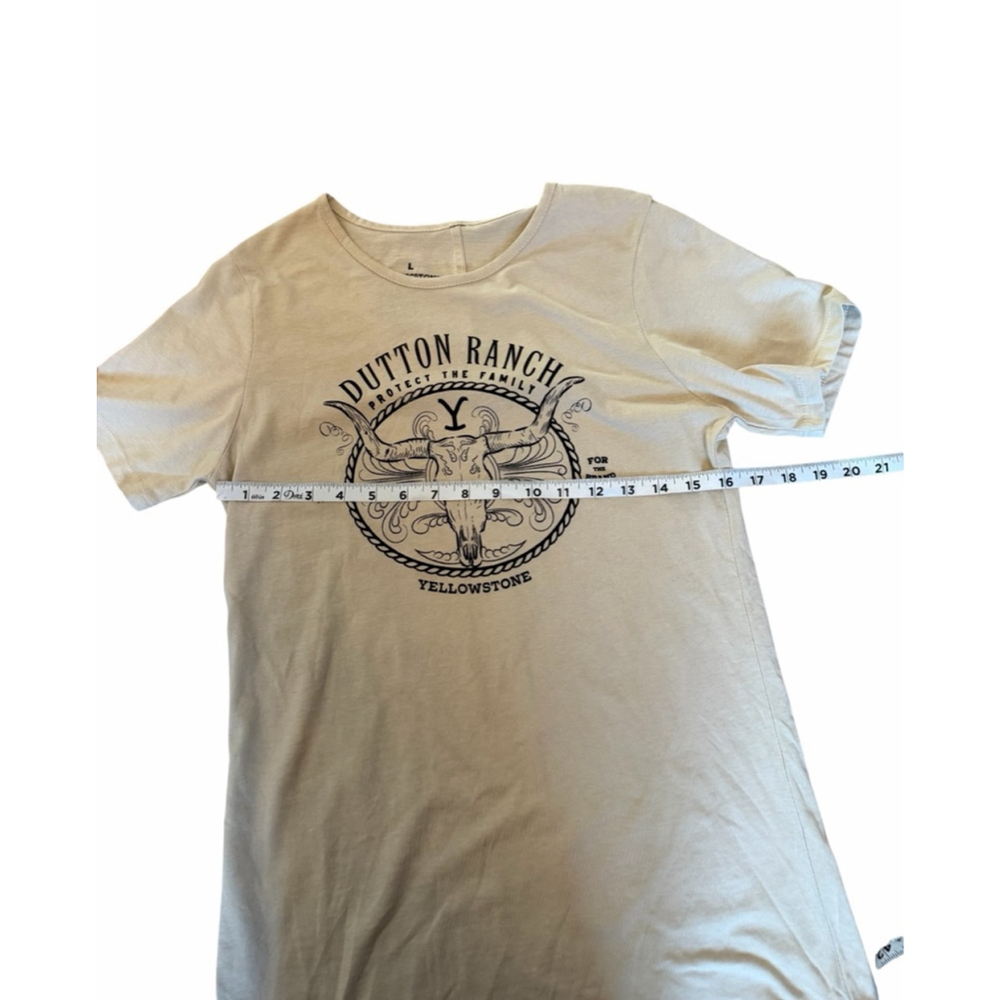 Yellowstone Dutton Ranch Graphic T Shirt Womens Large Western Cowboy TV Show Tee - Picture 5 of 8